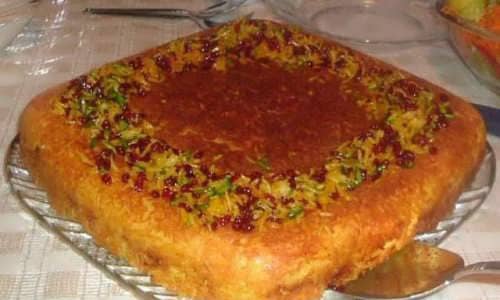 تزیین ته چین مرغ مستطیلی مجلسی با ماست و زرشک ساده
