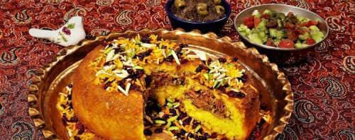 تزیین ته چین مرغ مستطیلی مجلسی با ماست و زرشک ساده