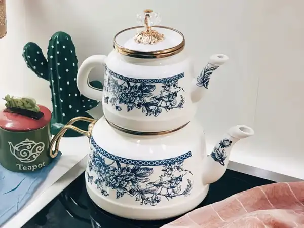 مدل قوری کتری عروس + جدیدترین کتری قوری پیرکس و استیل ترند برای جهاز
