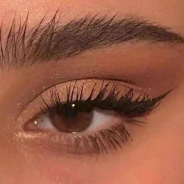 مدل خط چشم ساده و شیک + جدیدترین مدل های خط چشم با ماژیک و سایه دخترانه و شیک