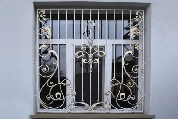 مدل پنجره اهنی جدید + جدیدترین مدل های پنجره آهنی شیک و لاکچری برای خانه