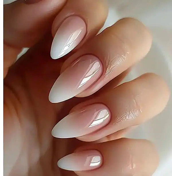 ناخن امبره سفید شاین + زیباترین و شیک ترین مدل های ناخن امبره سفید شاین