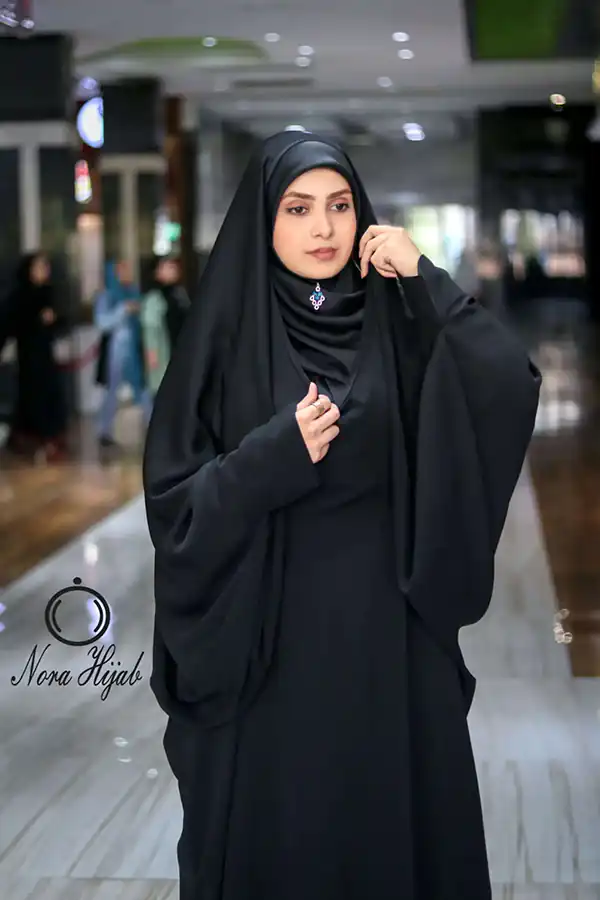 انواع مدل چادر مشکی + شیک ترین و خاص ترین مدل های چادر مشکی ترند امسال