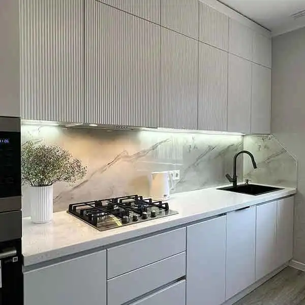 بهترین مدل کابینت ام دی اف سفید + جدیدترین مدل کابینت ام دی اف سفید که فضای آشپزخانه را بزرگ تر نشان می دهد