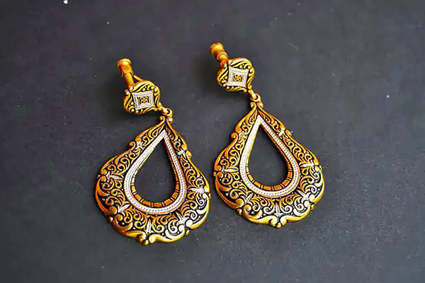 مدل گوشواره اشکی + شیک ترین مدل های گوشواره اشکی ترند امسال