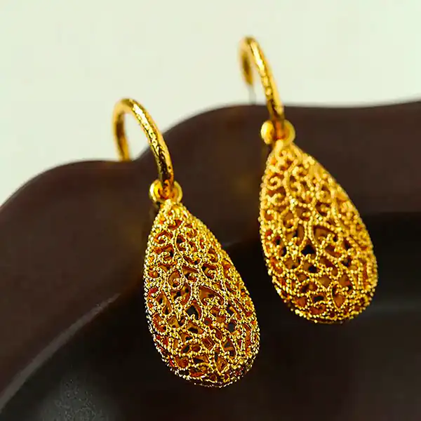 مدل گوشواره اشکی + شیک ترین مدل های گوشواره اشکی ترند امسال