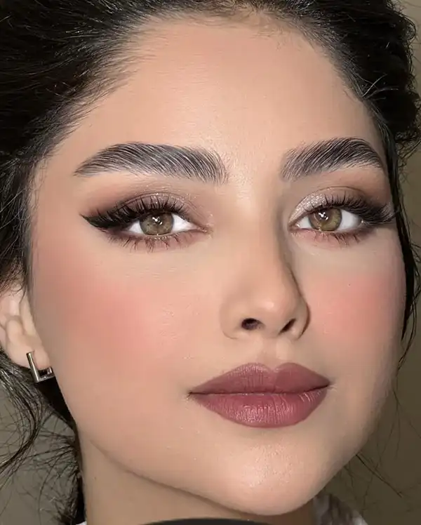 مدل آرایش صورت ملایم مجلسی + جذاب ترین مدل آرایش صورت ملایم مجلسی که چهره شمارا ملیح و دلنشین می کند