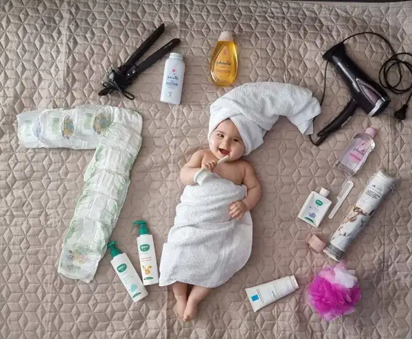 مدل عکس گرفتن از نوزاد + بامزه ترین مدل های عکس گرفتن از نوزاد های کیوت شما