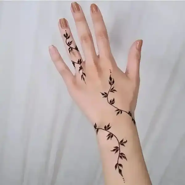 مدل حنا روی دست + جذاب ترین مدل حنا روی دست فانتزی و آسان برای کشیدن درخانه