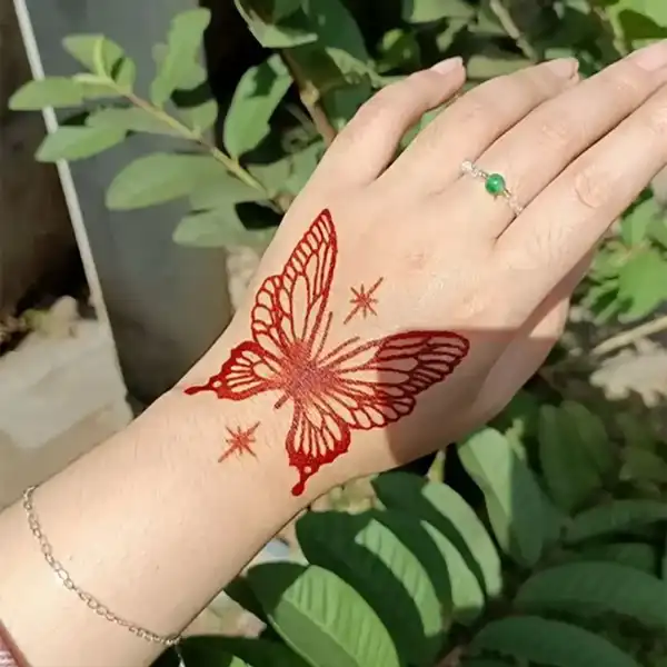 مدل حنا ساده + زیباترین مدل حنا ساده و فانتزی برای دست به عنوان اکسسوری خاص