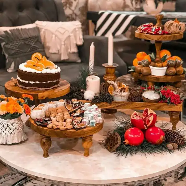 مدل میز شب یلدا + متنوع ترین مدل میز شب یلدا شیک و مجلل برای مهمانی های بزرگ شب یلدا