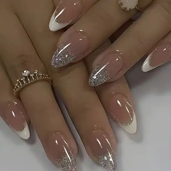 مدل ناخن فرنچ اکلیلی + جذاب ترین مدل ناخن فرنچ اکلیلی که مناسب خانم های خاص و شیک پسند است