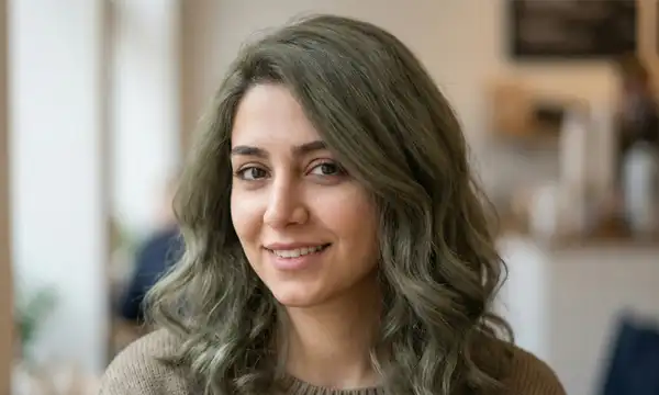 مدل رنگ مو زیتونی + زیباترین رنگ مو زیتونی شیک و لاکچری برای خام های سن بالا