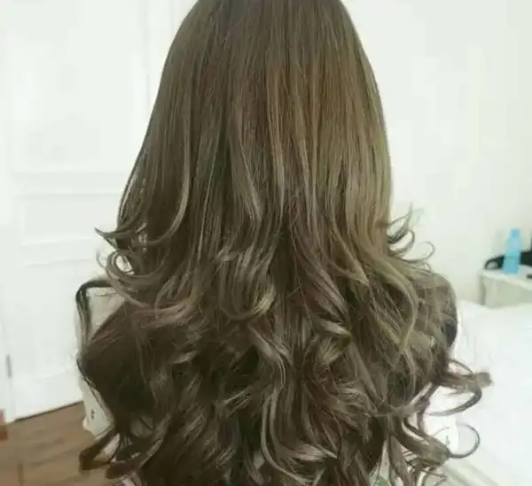مدل رنگ مو زیتونی + زیباترین رنگ مو زیتونی شیک و لاکچری برای خام های سن بالا