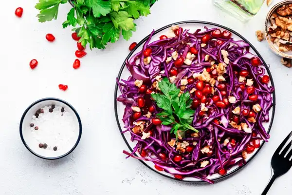 مدل سالاد شب یلدا + لذیذ ترین مدل های سالاد زمستانی شب یلدا برای رنگارنگی سفره شما