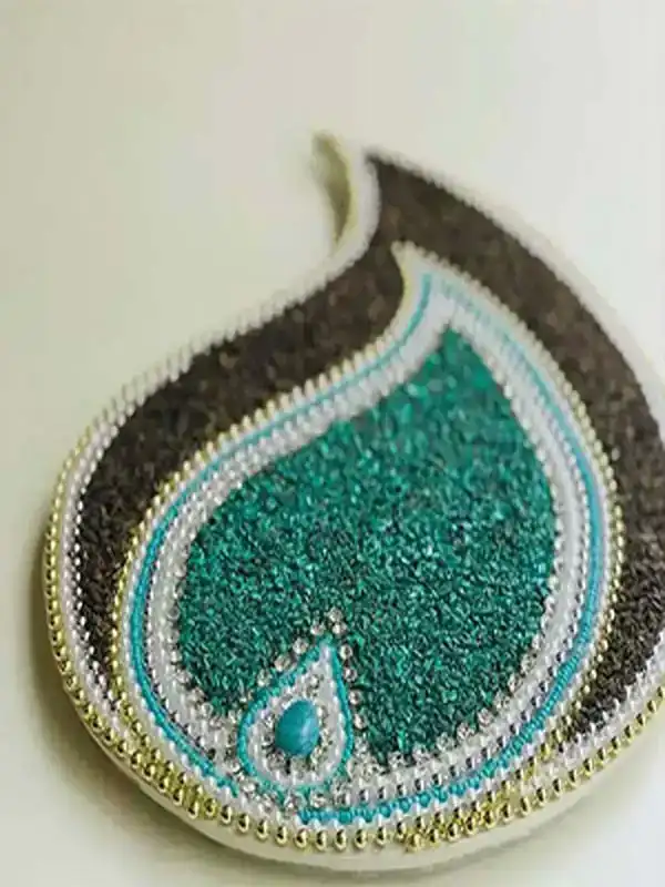 مدل سینی اسپند + زیباترین مدل سینی اسپند شیک و زیبا که تزیین شده هستند