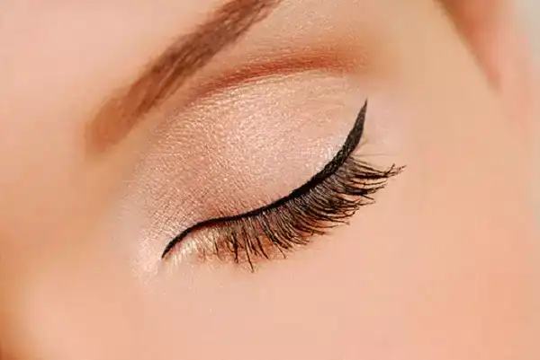 مدل تاتو خط چشم + جدیدترین تکنیک های طبیعی برای تاتو خط چشم که کمترین ریسک را دارند