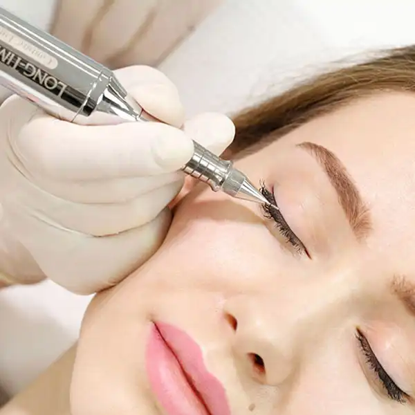 مدل تاتو خط چشم + جدیدترین تکنیک های طبیعی برای تاتو خط چشم که کمترین ریسک را دارند