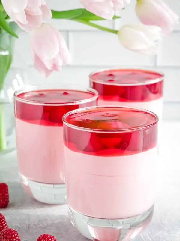مدل ژله شب یلدا + خوشمزه ترین مدل ژله شب یلدا ترکیب رنگ سبز و قرمز جذاب برای مهمانی