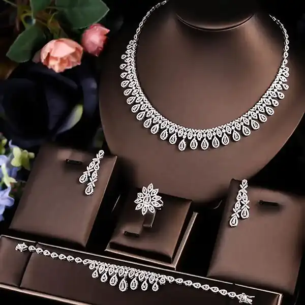 مدل سرویس طلا سفید + شیک ترین مدل های سرویس طلا سفید ترند امسال