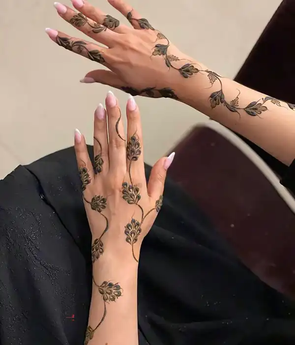 طرح مدل حنا + زیباترین طرح مدل حنا برای روی دست و پشت دست که به جای اکسسوری می توانید انجام دهید