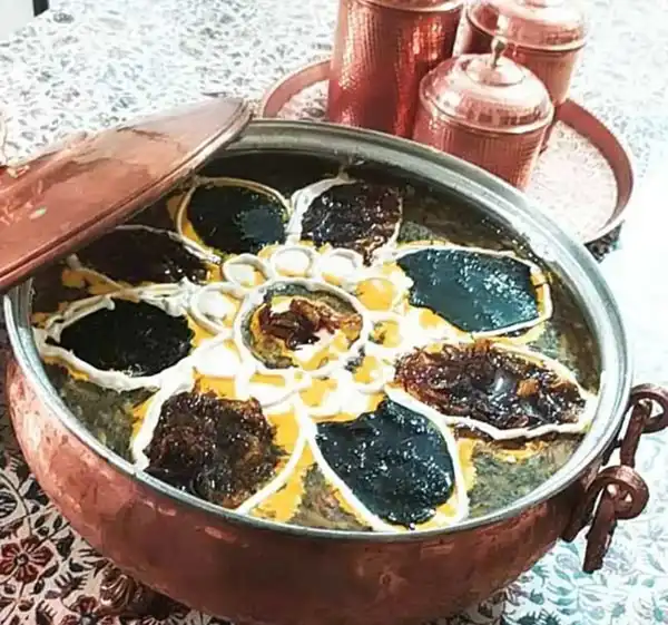 تزیین آش رشته شب یلدا + جذاب ترین تزیین آش رشته شب یلدا که سفرتو امسال حسابی می ترکونه