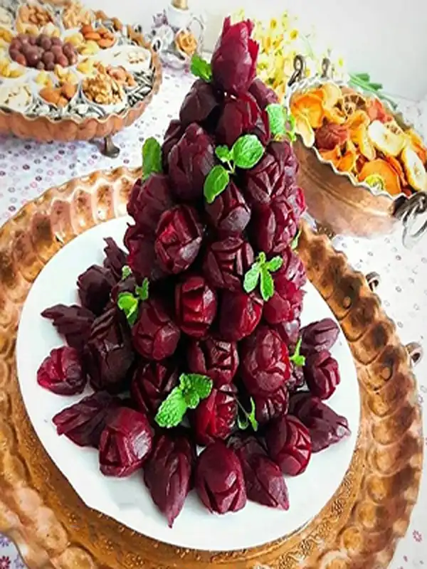 تزیین لبو شب یلدا + زیباترین تزیین لبو شب یلدا برای گذاشتن روی میز کنار خوراکی های جذاب دیگر
