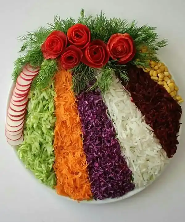 تزیین مدل سالاد + جذاب ترین ایده برای تزیین مدل سالاد خفن و غیرتکراری برای درخشش سفره غذای شما