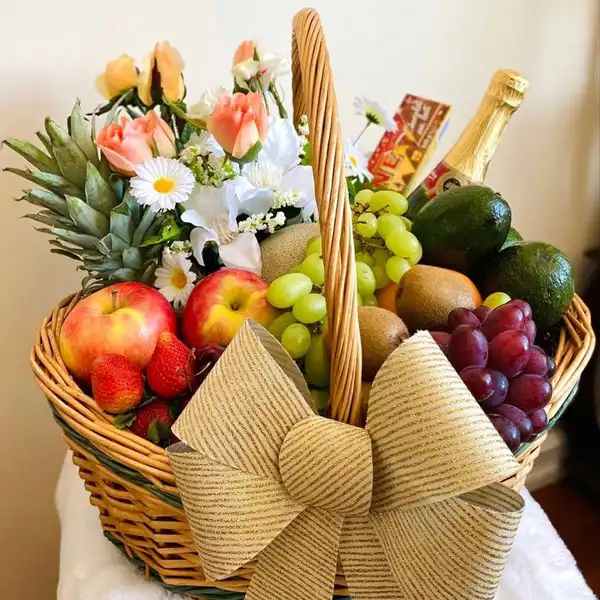 تزیین میوه شب یلدا برای عروس + زیباترین تزیین میوه شب یلدا برای عروس که بیشترین جذابیت را برای هدیه بردن داشته باشد
