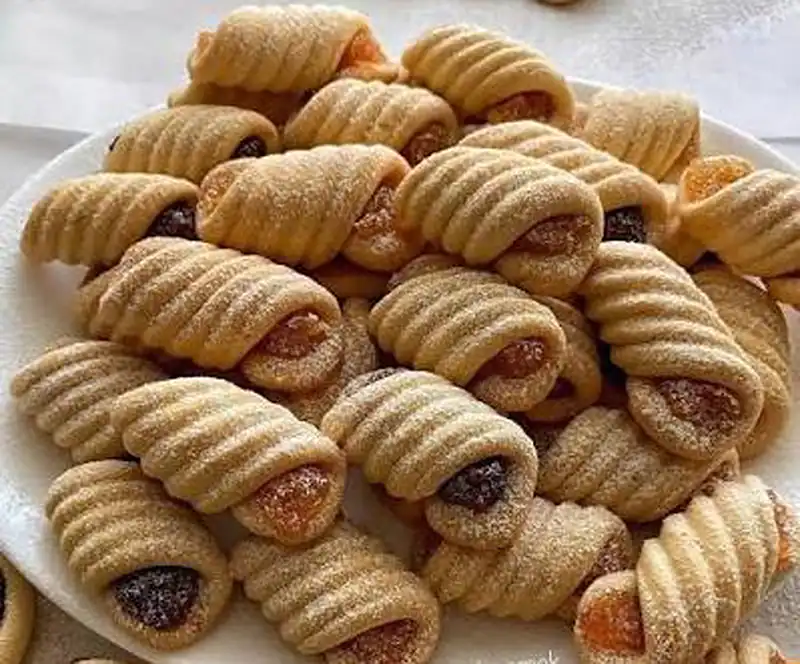 اسم انواع شیرینی خشک با عکس
اسم انواع شیرینی با عکس
طرز تهیه شیرینی خانگی ساده
طرز تهیه انواع شیرینی خشک خانگی
اسم انواع شیرینی ایرانی
انواع شیرینی خشک با اسم