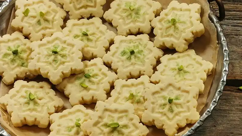 
طرز تهیه شیرینی اتابکی با پیمانه
شیرینی اتابکی خانم صرافها
آموزش شیرینی اتابکی
عکس شیرینی اتابکی قزوین
شیرینی اتابکی معصومه رسولی
شیرینی اتابکی سراشپز پاپیون
