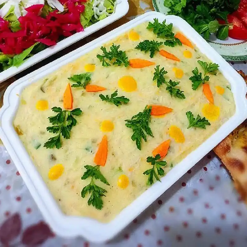 تزیین سالاد الویه ساده و شیک تزیین سالاد الویه با هویج و خیارشور تزیین سالاد الویه جدیدترین تزیین سالاد الویه ساده برای مدرسه تزیین سالاد الویه تک نفره برای تولد تزیین سالاد الویه برای مهمانی 